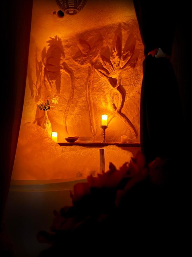 Casas Cueva El Castano Guest House ปัมปาเนย์รา ภายนอก รูปภาพ