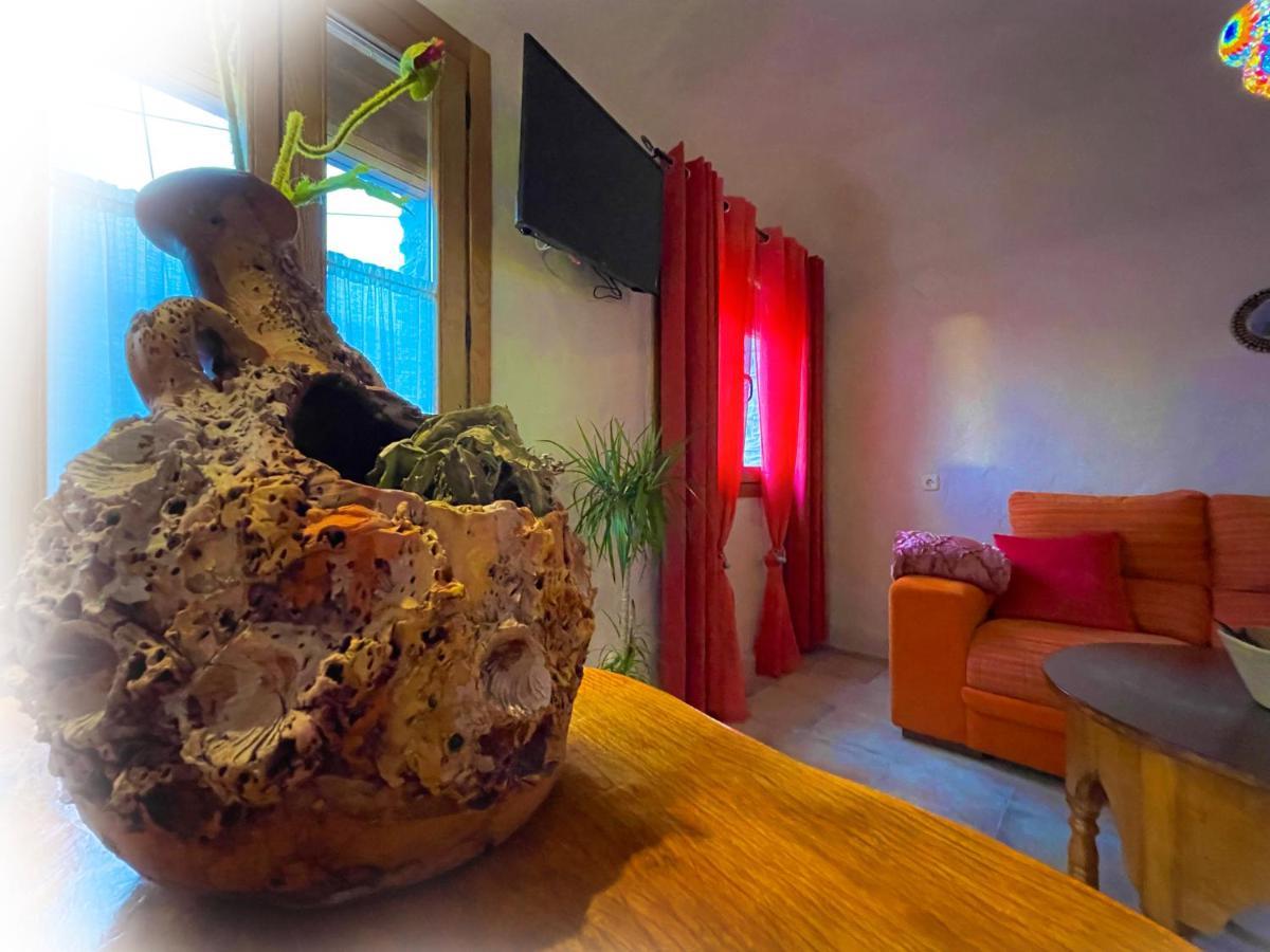 Casas Cueva El Castano Guest House ปัมปาเนย์รา ภายนอก รูปภาพ