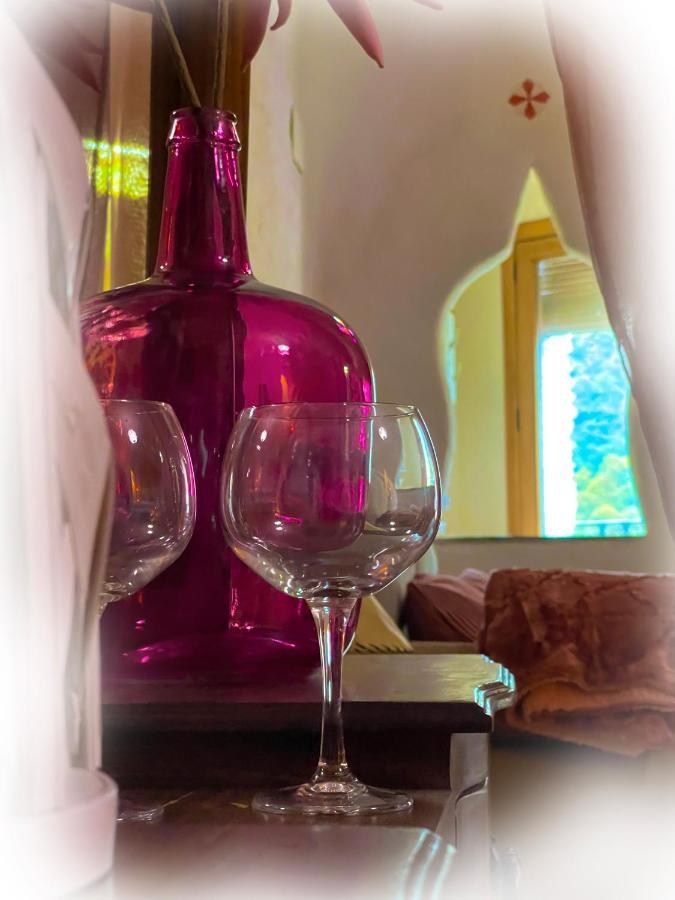 Casas Cueva El Castano Guest House ปัมปาเนย์รา ภายนอก รูปภาพ